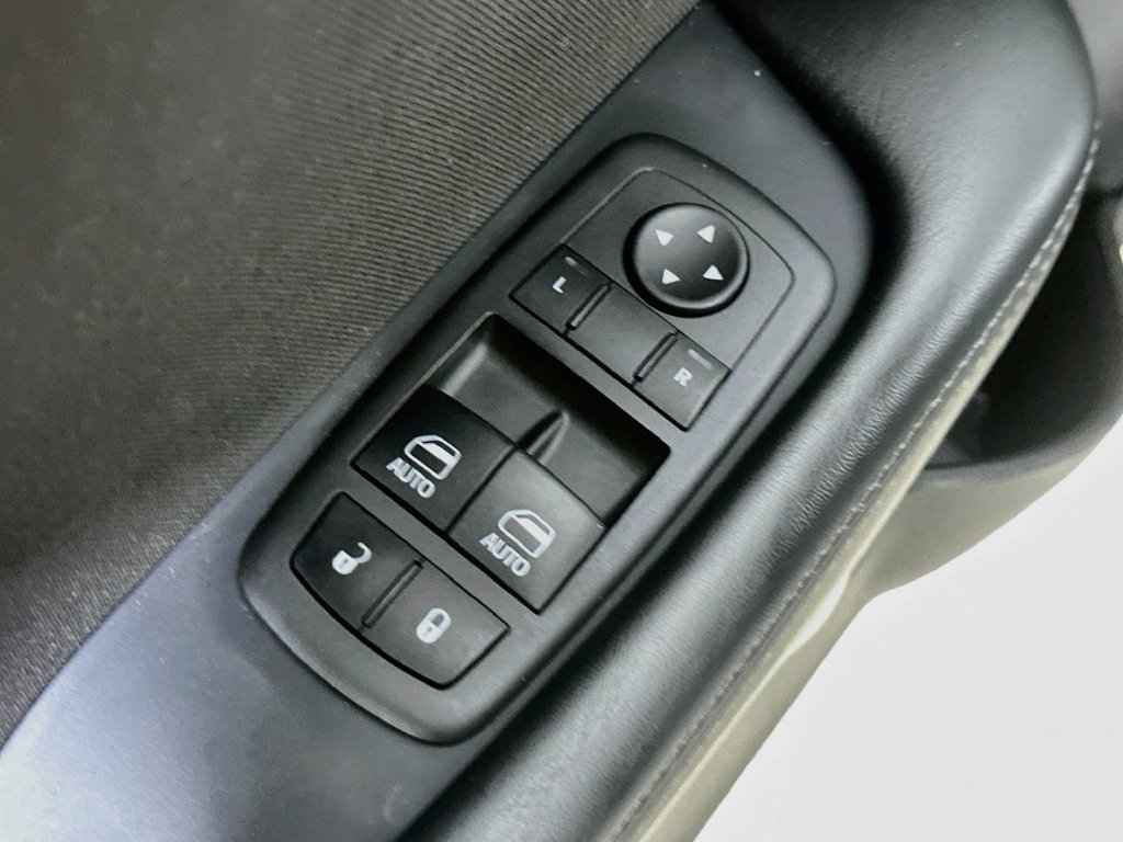 Used 2022 Dodge Challenger R/T Scat Pack RWD image 22