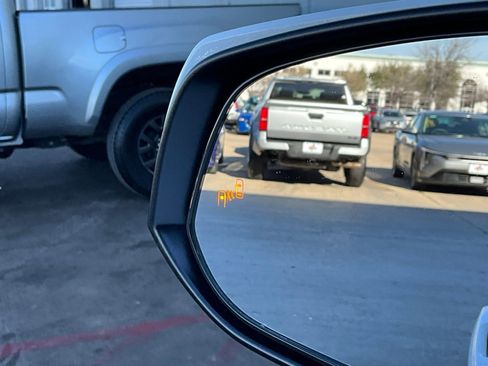 Used 2025 Toyota RAV4 XLE image 20