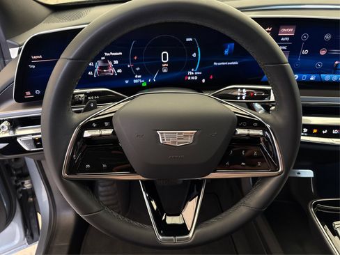 Certified 2024 Cadillac Lyriq Tech RWD image 21