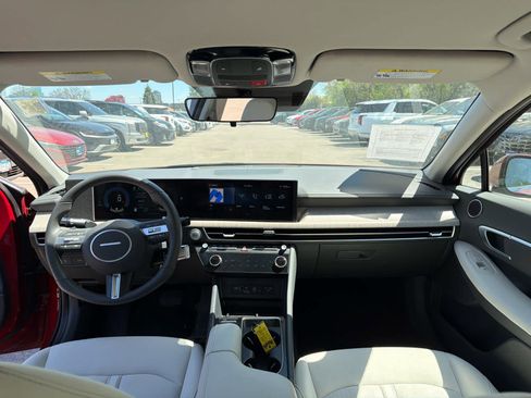 Certified 2025 Hyundai Sonata SEL FWD image 7