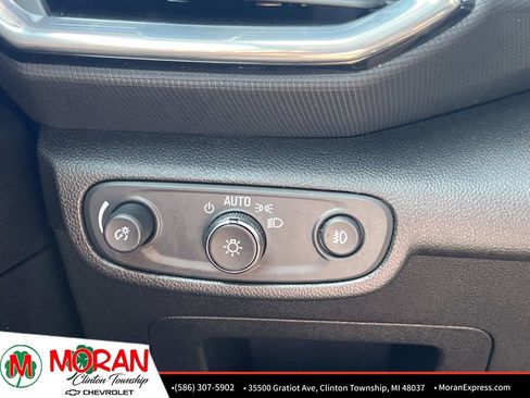 Used 2023 Chevrolet TrailBlazer LT w/ Convenience Package FWD image 28