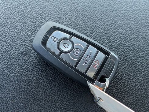 Used 2022 Ford F150 XLT w/ Equipment Group 302A High image 30