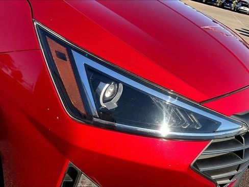 Used 2020 Hyundai Elantra SEL image 28