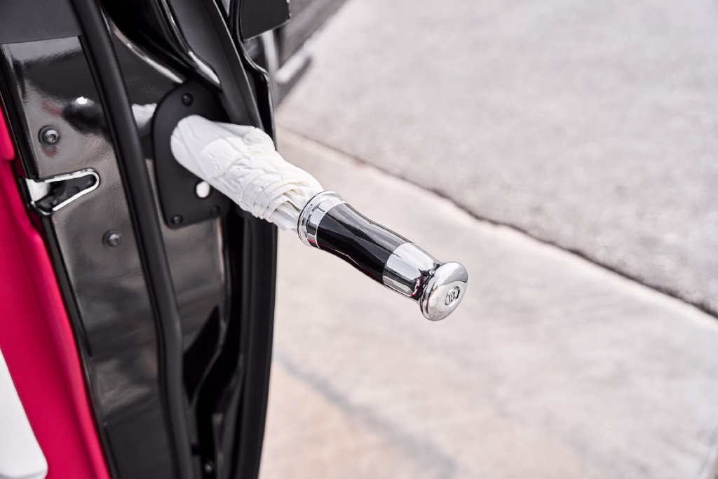 Used 2023 Rolls-Royce Phantom Sedan RWD image 37