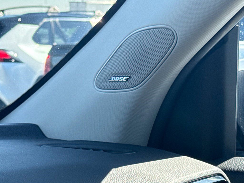 Certified 2025 Honda Pilot Elite image 37
