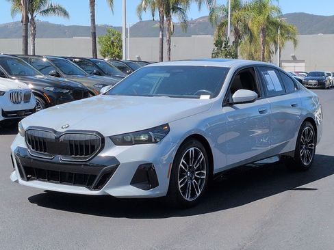 Certified 2024 BMW 530i w/ M Sport Package RWD image 5