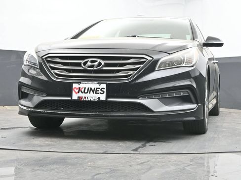 Used 2017 Hyundai Sonata Limited w/ Cargo Package FWD image 46
