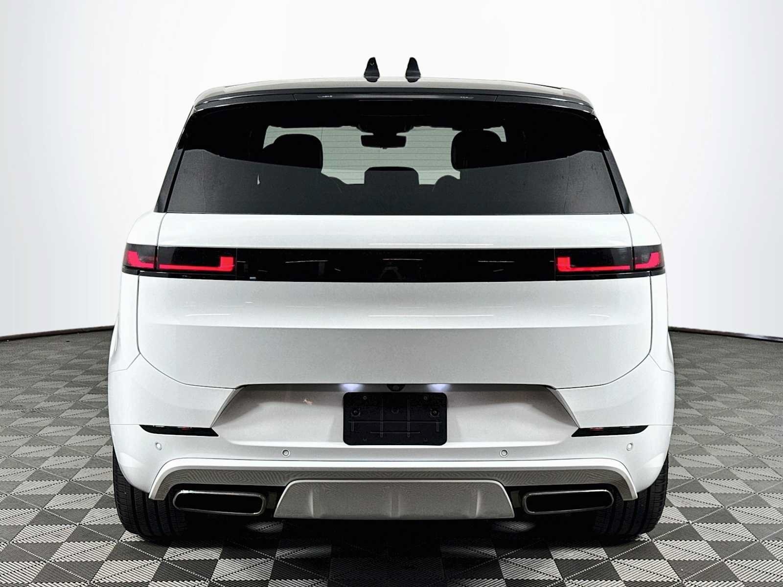 Certified 2023 Land Rover Range Rover Sport SE Dynamic AWD/4WD image 6