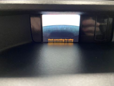 Used 2014 Toyota Sienna LE image 14