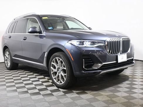 Used 2020 BMW X7 xDrive40i w/ Premium Package AWD/4WD image 9