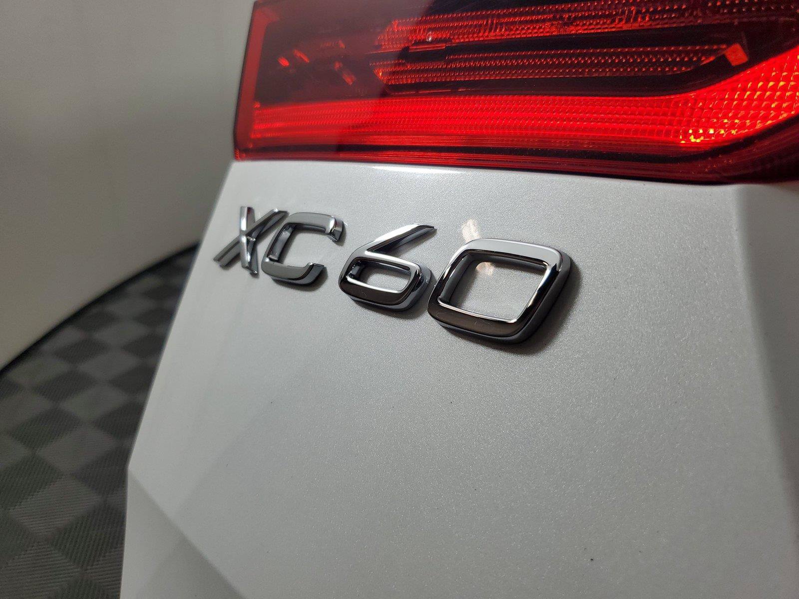 New 2027 Volvo XC60 B5 Core AWD/4WD image 8
