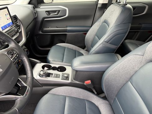 Used 2022 Ford Bronco Sport Outer Banks w/ Tech Package image 17