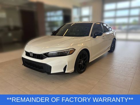 Used 2025 Honda Civic Sport image 4