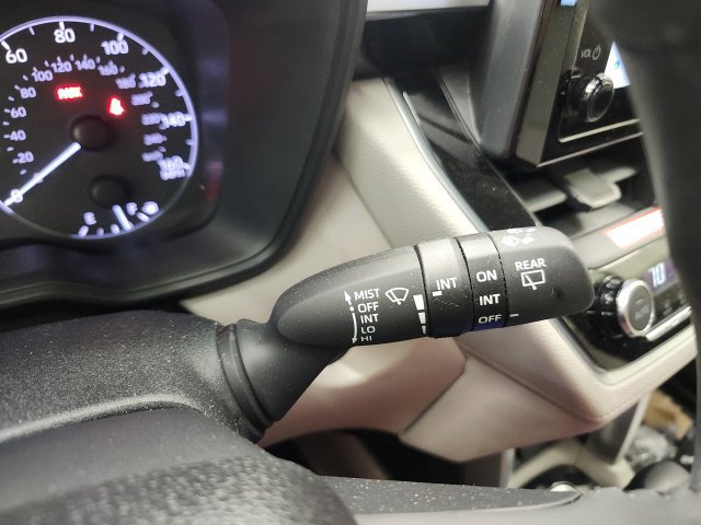 Used 2024 Toyota Corolla Cross LE FWD image 36
