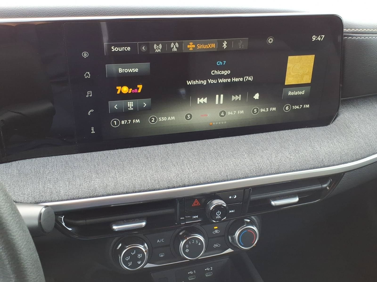 Certified 2025 Nissan Kicks SV FWD image 21