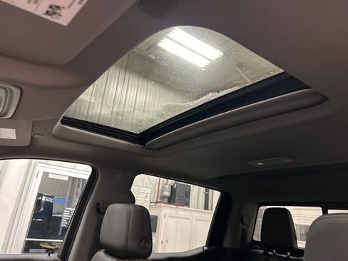 Used 2021 Chevrolet Silverado 1500 LTZ w/ LTZ Premium Package image 34