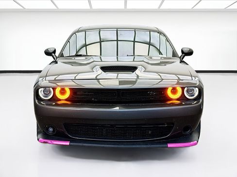 Used 2022 Dodge Challenger R/T w/ Blacktop Package RWD image 2