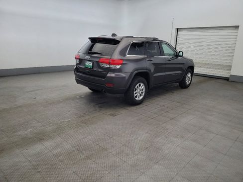 Used 2019 Jeep Grand Cherokee Laredo AWD/4WD image 9