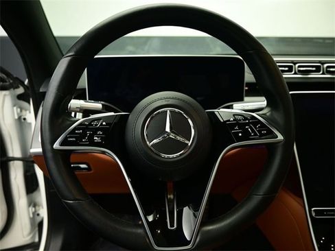 Used 2022 Mercedes-Benz S 500 4MATIC image 23