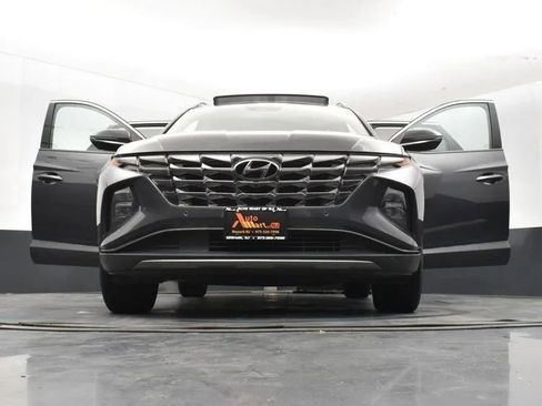 Used 2024 Hyundai Tucson Limited image 11