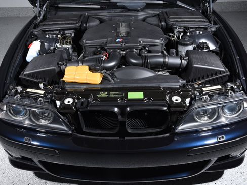 Used 2003 BMW M5 RWD image 25
