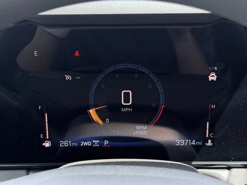 Used 2025 Chevrolet TrailBlazer LT AWD/4WD image 27