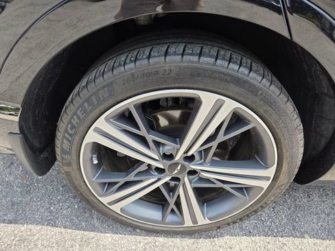 Used 2025 Genesis GV80 3.5T e-SC AWD/4WD image 21