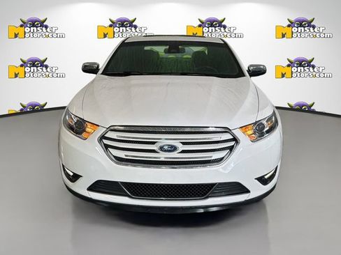 Used 2018 Ford Taurus Limited AWD/4WD image 2