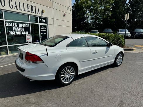 Used 2009 Volvo C70 T5 FWD image 8