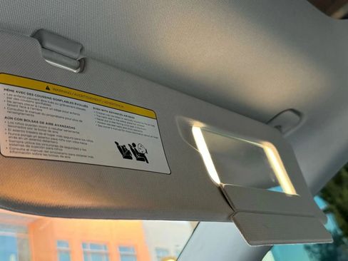 Used 2023 Tesla Model Y Performance image 47