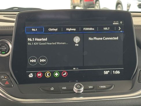 Used 2025 Chevrolet Blazer LT FWD image 20