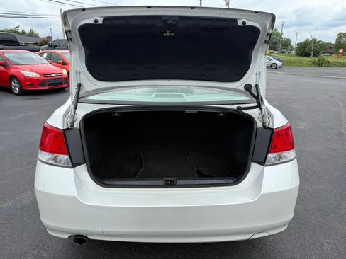 Used 2010 Subaru Legacy 2.5i Limited w/ Appearance Package 1H image 34