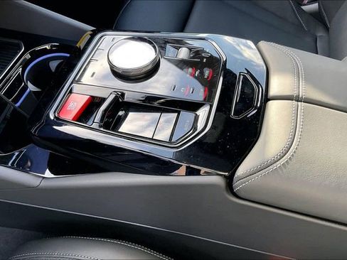 New 2026 BMW M5 w/ Executive Package image 7