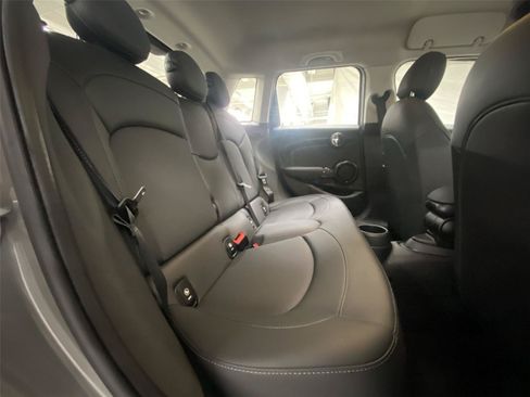 Used 2022 MINI Cooper 4-Door Hardtop FWD image 27