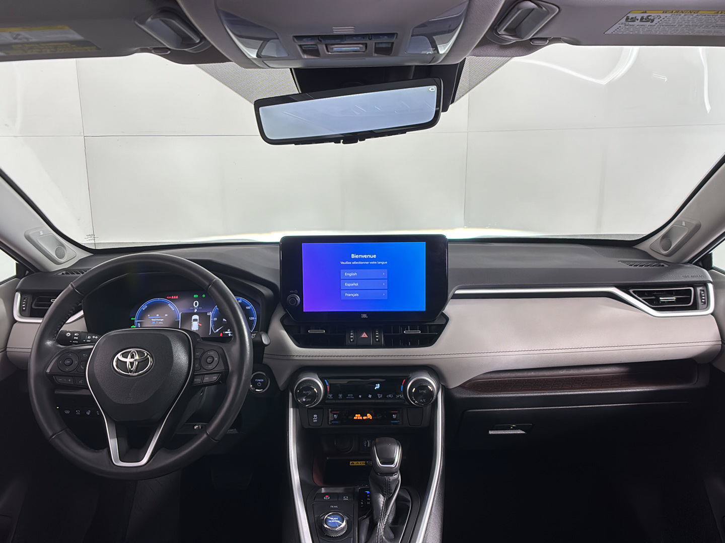 Used 2023 Toyota RAV4 Limited AWD/4WD image 19