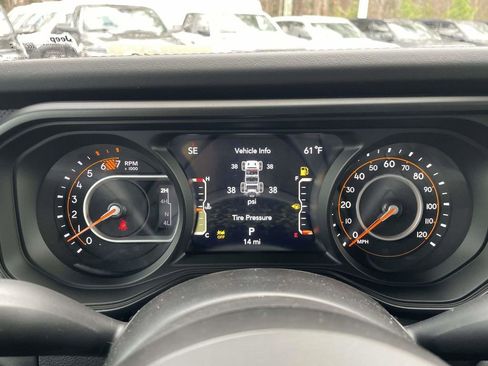 New 2026 Jeep Wrangler Unlimited Rubicon AWD/4WD image 28