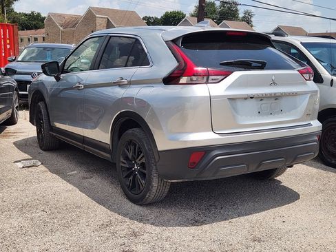 Used 2024 Mitsubishi Eclipse Cross LE AWD/4WD image 5