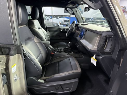 New 2026 Ford Bronco Outer Banks AWD/4WD image 27