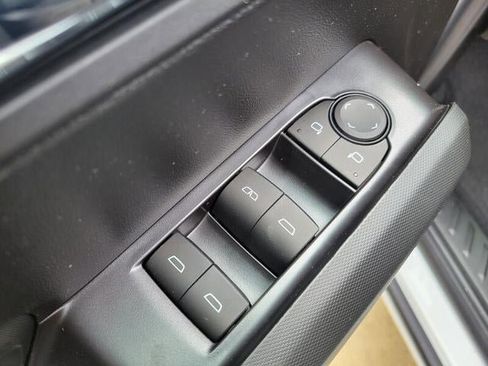 New 2025 Chevrolet Colorado LT w/ LT Convenience Package image 21