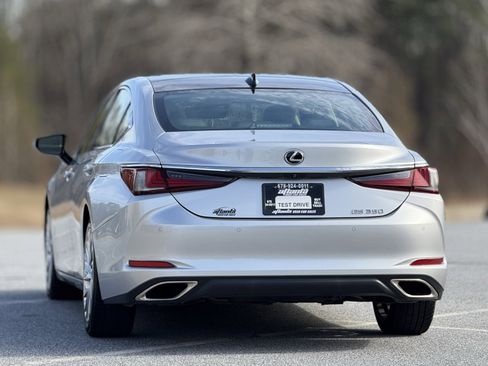 Used 2019 Lexus ES 350 Ultra Luxury image 4