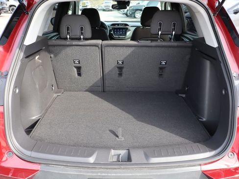 Used 2023 Chevrolet TrailBlazer LT w/ Convenience Package image 32