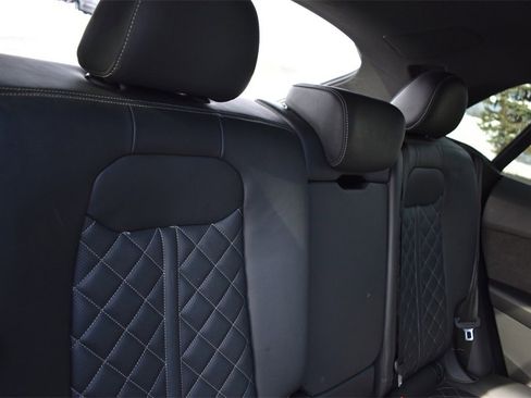 Used 2020 Audi SQ8 Premium Plus w/ Driver Assistance Package image 43