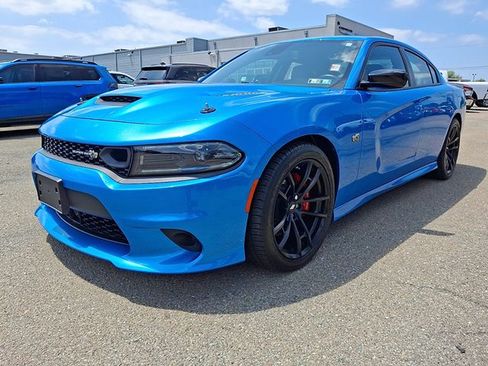 Used 2023 Dodge Charger Scat Pack w/ Plus Group RWD image 3