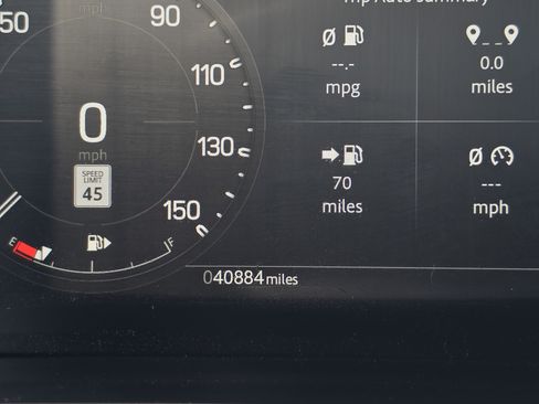Used 2025 Land Rover Defender 110 S AWD/4WD image 22