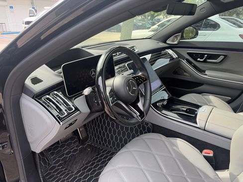 Used 2022 Mercedes-Benz Maybach S 580 4MATIC image 5