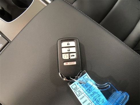 Used 2020 Honda Accord Touring image 14