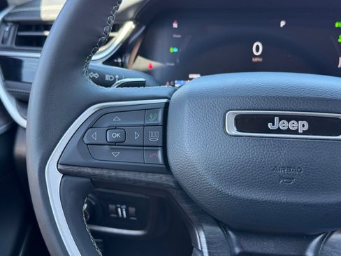 Used 2022 Jeep Grand Cherokee Limited 4xe AWD/4WD image 23