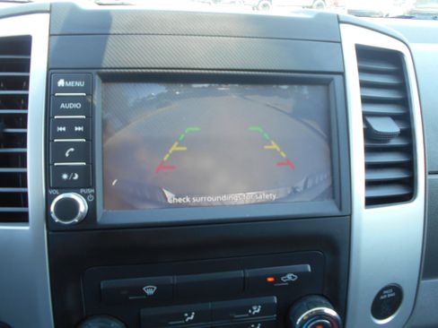 Used 2019 Nissan Frontier S RWD image 18