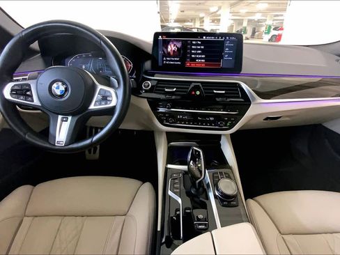 Used 2022 BMW 540i xDrive w/ Executive Package image 15