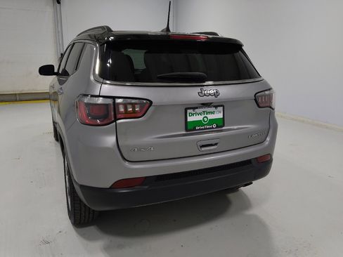 Used 2020 Jeep Compass Limited AWD/4WD image 6